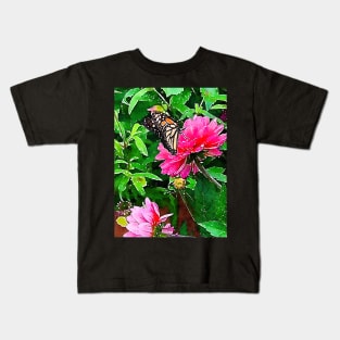 Monarch in the garden Kids T-Shirt